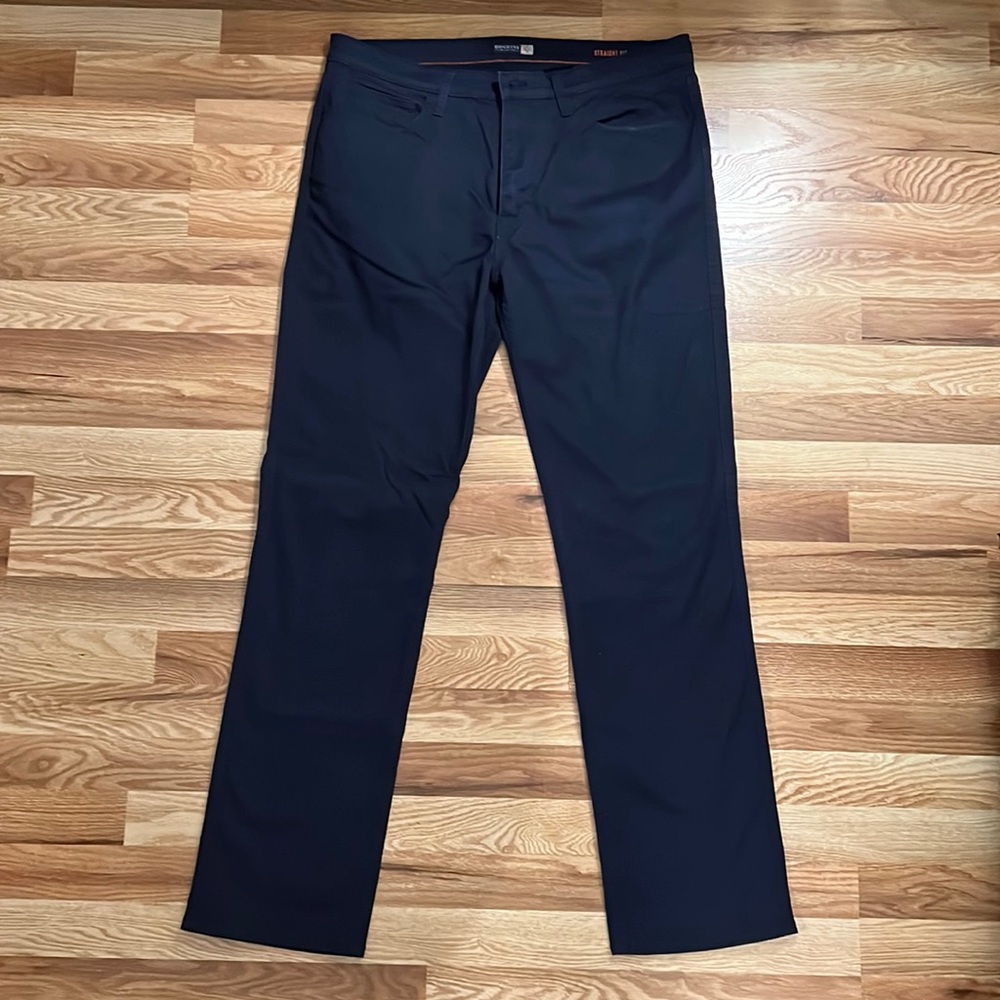 Men’s W36, L34 Dockers | Gently Used, Straight Fit, Navy Blue